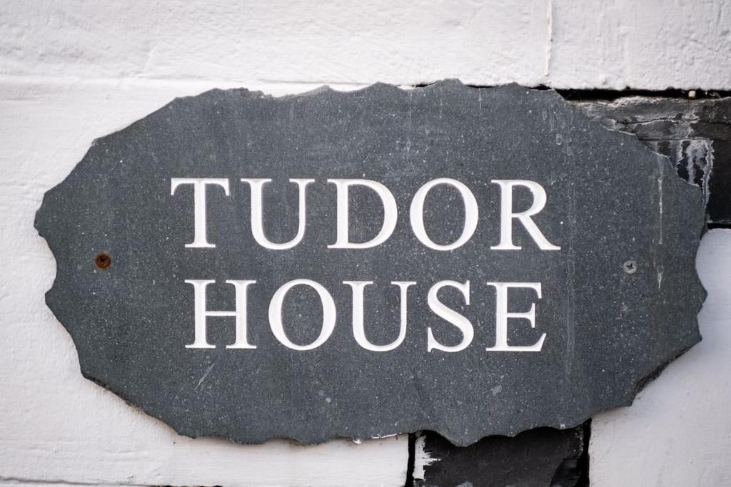 Tudor House-Windermere Centre Εξωτερικό φωτογραφία